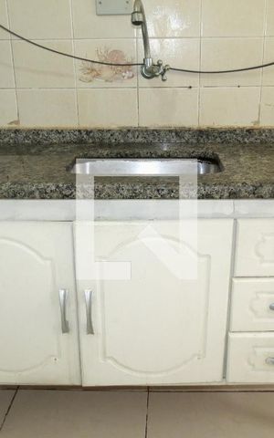 Apartamento à venda com 64m², 2 quartos e 1 vagaCozinha - Gabinete