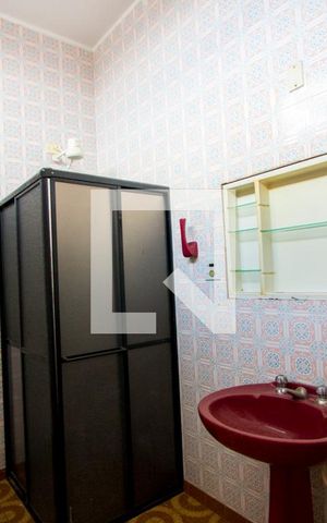 Apartamento para alugar com 60m², 2 quartos e 1 vaga Apartamento para alugar com 60m², 2 quartos e 1 vagaBanheiro