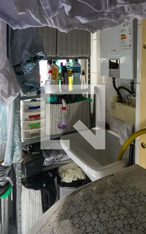Apartamento à venda com 54m², 3 quartos e 1 vaga Apartamento à venda com 54m², 3 quartos e 1 vagaÁrea de Serviço