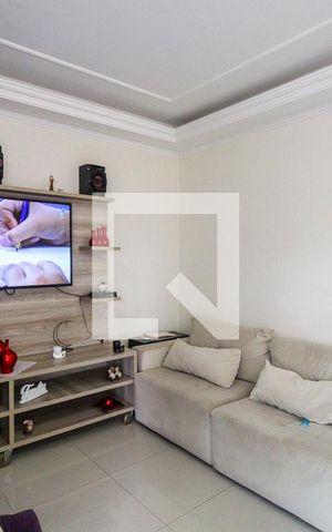 Casa à venda com 144m², 3 quartos e 2 vagas Casa à venda com 144m², 3 quartos e 2 vagasSala