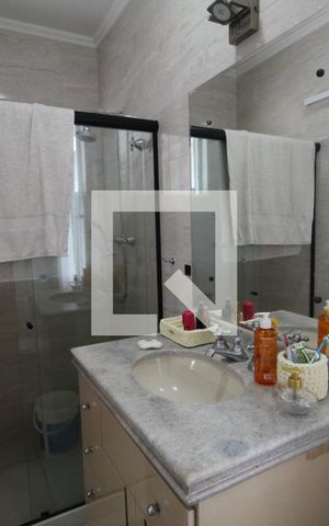 Casa para alugar com 298m², 3 quartos e 1 vagaBanheiro da suíte 2