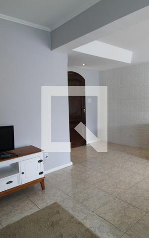 Casa para alugar com 298m², 3 quartos e 1 vagaSala