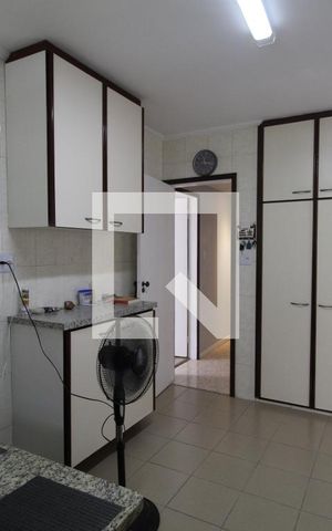 Casa para alugar com 298m², 3 quartos e 1 vagaCozinha