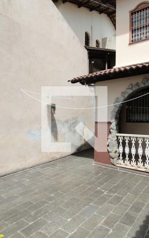 Casa para alugar com 326m², 4 quartos e 4 vagasÁrea Externa