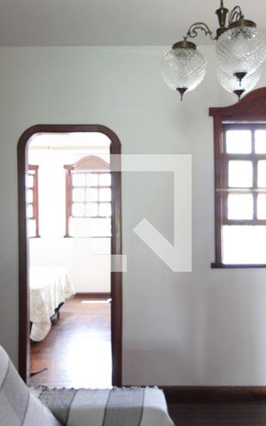 Casa para alugar com 326m², 4 quartos e 4 vagasSala de TV