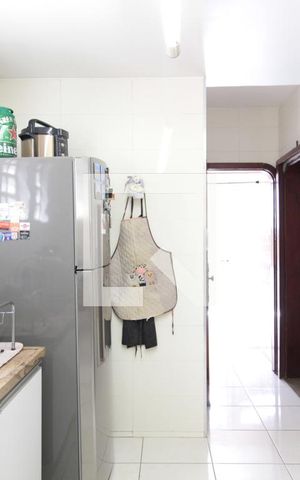 Casa para alugar com 326m², 4 quartos e 4 vagasCozinha