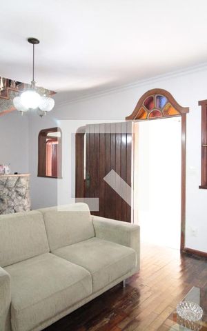 Casa para alugar com 326m², 4 quartos e 4 vagasSala de Estar