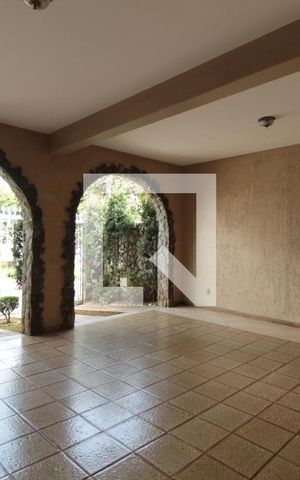 Casa para alugar com 326m², 4 quartos e 4 vagasÁrea Externa