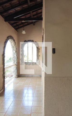 Casa para alugar com 326m², 4 quartos e 4 vagasÁrea Externa