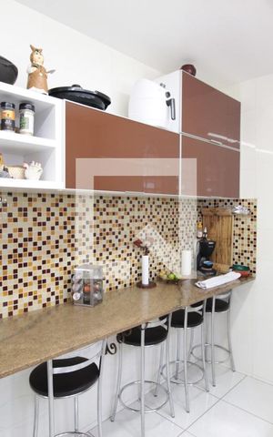 Casa para alugar com 326m², 4 quartos e 4 vagasCozinha