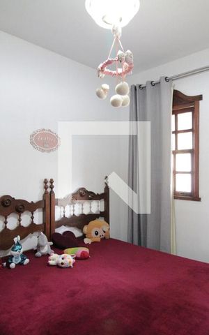 Casa para alugar com 326m², 4 quartos e 4 vagasQuarto 1