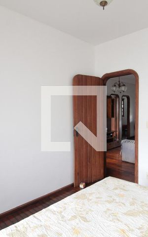 Casa para alugar com 326m², 4 quartos e 4 vagasQuarto 3