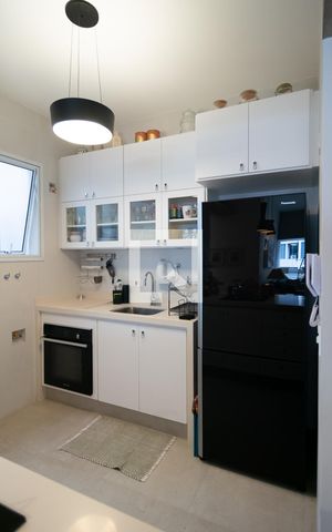 Apartamento à venda com 98m², 2 quartos e sem vaga Apartamento à venda com 98m², 2 quartos e sem vagaCozinha