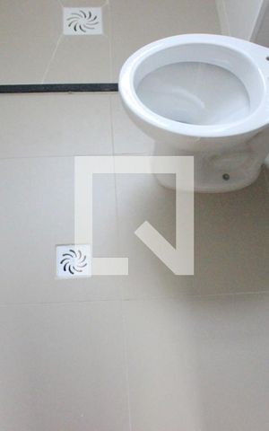 Apartamento para alugar com 42m², 2 quartos e sem vagaBanheiro