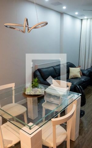 Apartamento à venda com 70m², 2 quartos e 1 vaga Apartamento à venda com 70m², 2 quartos e 1 vagaSala