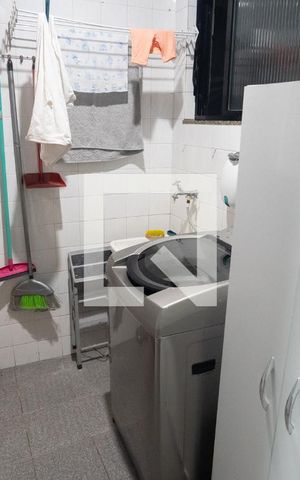 Apartamento à venda com 70m², 2 quartos e 1 vaga Apartamento à venda com 70m², 2 quartos e 1 vagaÁrea de Serviço