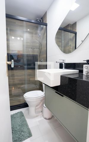 Apartamento à venda com 70m², 2 quartos e 1 vaga Apartamento à venda com 70m², 2 quartos e 1 vagaBanheiro