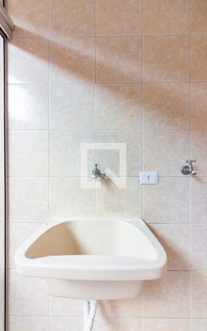 Casa à venda com 114m², 3 quartos e 2 vagas Casa à venda com 114m², 3 quartos e 2 vagasÁrea de Serviço