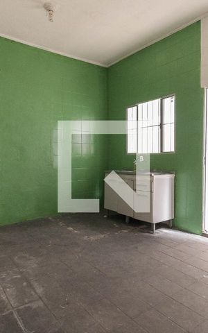 Casa para alugar com 21m², 1 quarto e sem vaga Casa para alugar com 21m², 1 quarto e sem vagaSala/ Quarto/ Cozinha