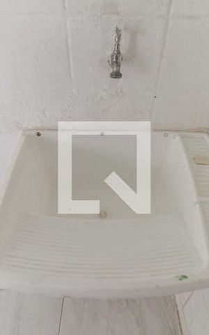 Casa para alugar com 21m², 1 quarto e sem vaga Casa para alugar com 21m², 1 quarto e sem vagaÁrea de Serviço