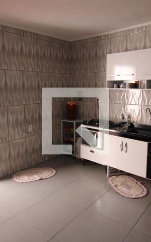 Casa à venda com 143m², 2 quartos e 2 vagasCozinha