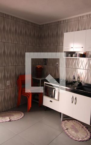 Casa à venda com 143m², 2 quartos e 2 vagasCozinha
