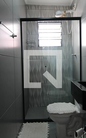 Casa à venda com 143m², 2 quartos e 2 vagasBanheiro