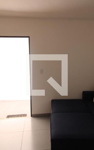 Casa à venda com 143m², 2 quartos e 2 vagasSala