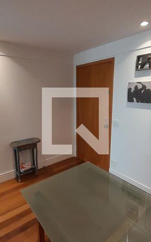 Apartamento para alugar com 120m², 4 quartos e 2 vagas Apartamento para alugar com 120m², 4 quartos e 2 vagasSala
