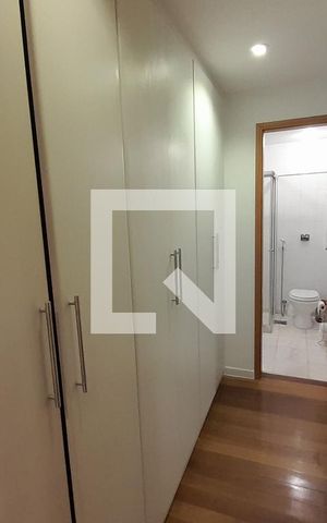 Apartamento para alugar com 120m², 4 quartos e 2 vagas Apartamento para alugar com 120m², 4 quartos e 2 vagasCorredor