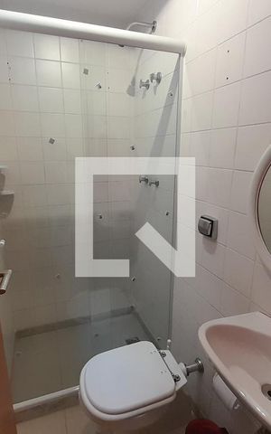 Apartamento para alugar com 120m², 4 quartos e 2 vagas Apartamento para alugar com 120m², 4 quartos e 2 vagasBanheiro do Quarto 2