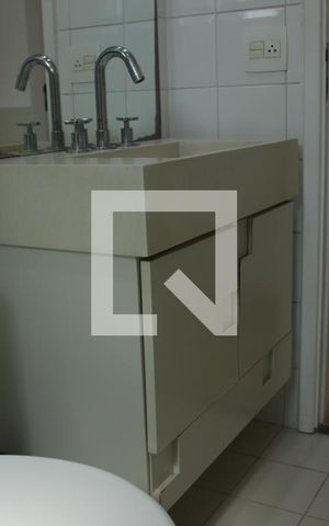 Apartamento à venda com 72m², 2 quartos e 1 vagaBanheiro 2