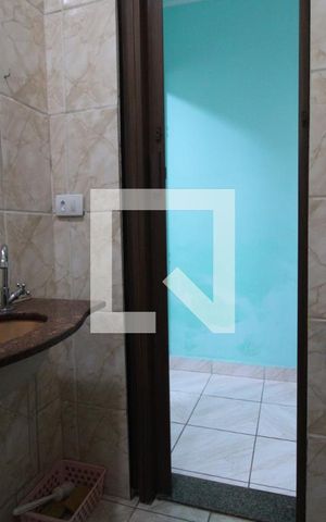 Casa para alugar com 50m², 1 quarto e sem vagaBanheiro