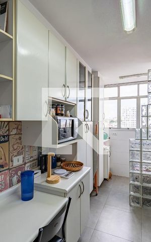 Apartamento à venda com 60m², 2 quartos e 1 vaga Apartamento à venda com 60m², 2 quartos e 1 vagaCozinha