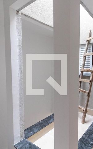 Casa à venda com 108m², 3 quartos e 2 vagas Casa à venda com 108m², 3 quartos e 2 vagasJardim de Inverno