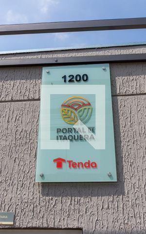 Apartamento à venda com 40m², 2 quartos e sem vaga Apartamento à venda com 40m², 2 quartos e sem vagaFachada