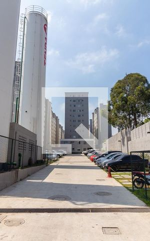 Apartamento à venda com 40m², 2 quartos e sem vaga Apartamento à venda com 40m², 2 quartos e sem vagaEntrada