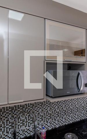 Apartamento à venda com 40m², 2 quartos e sem vaga Apartamento à venda com 40m², 2 quartos e sem vagaCozinha - Armários