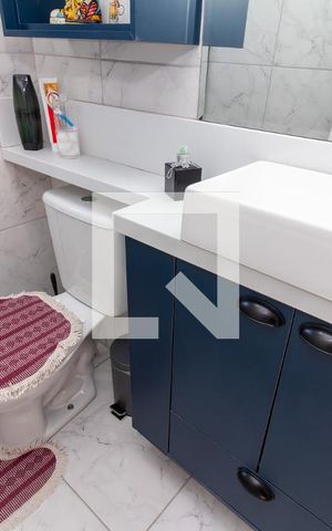 Apartamento à venda com 40m², 2 quartos e sem vaga Apartamento à venda com 40m², 2 quartos e sem vagaBanheiro