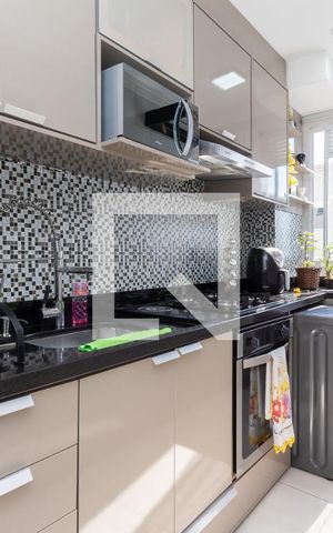 Apartamento à venda com 40m², 2 quartos e sem vaga Apartamento à venda com 40m², 2 quartos e sem vagaCozinha e Área de Serviço