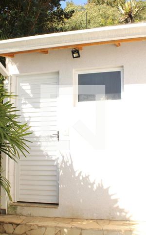 Casa de condomínio para alugar com 450m², 3 quartos e 5 vagasÁrea externa  