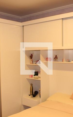 Casa de condomínio para alugar com 450m², 3 quartos e 5 vagasQuarto 2