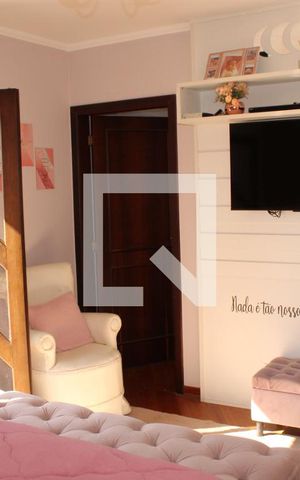 Casa de condomínio para alugar com 450m², 3 quartos e 5 vagasQuarto 1