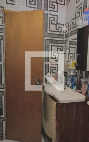 Casa à venda com 670m², 3 quartos e 2 vagasBanheiro