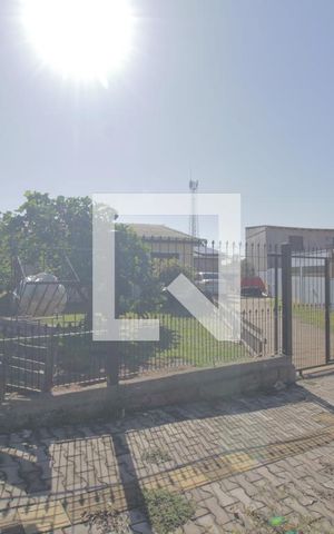 Casa à venda com 670m², 3 quartos e 2 vagasFachada