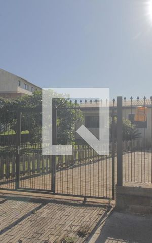 Casa à venda com 670m², 3 quartos e 2 vagasFachada