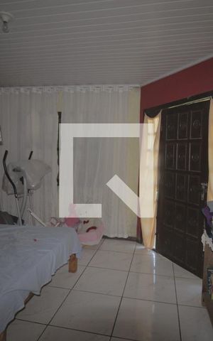 Casa à venda com 670m², 3 quartos e 2 vagasSala