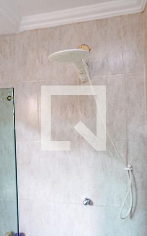 Casa à venda com 120m², 2 quartos e 2 vagas Casa à venda com 120m², 2 quartos e 2 vagasSuíte