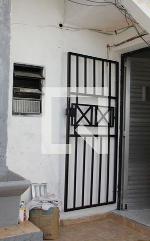 Casa para alugar com 35m², 1 quarto e sem vagaÁrea de Serviço