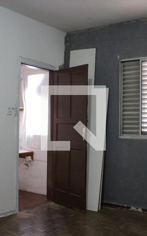 Casa para alugar com 35m², 1 quarto e sem vagaQuarto